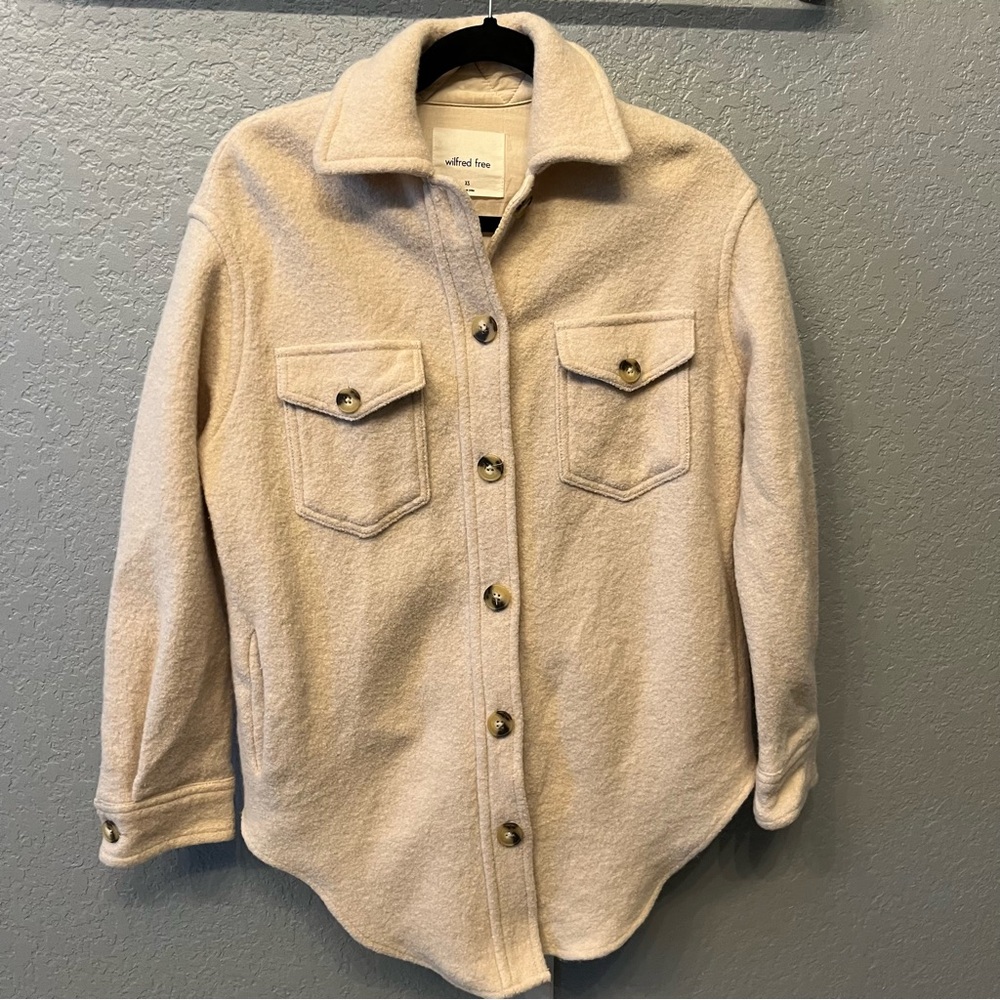Aritzia Wilfred Free 100% Merino Wool The Ganna Shacket Shirt Jacket XS - Picture 2 of 10